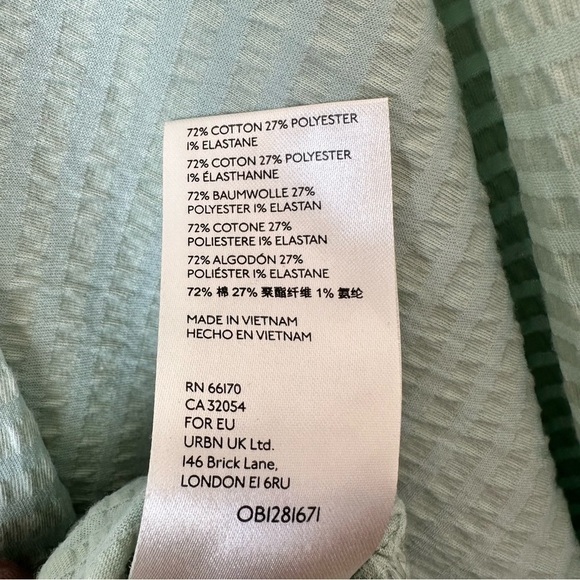 Anthropologie Rebecca Smocked Top in Mint Green. - Picture 8 of 9